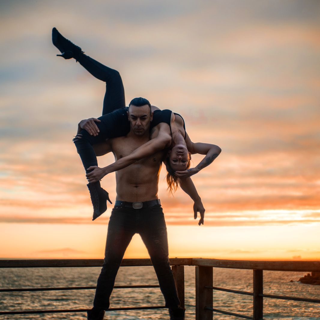 Strength Act - Spectacle & Splendour - Hands-On Entertainment Agents